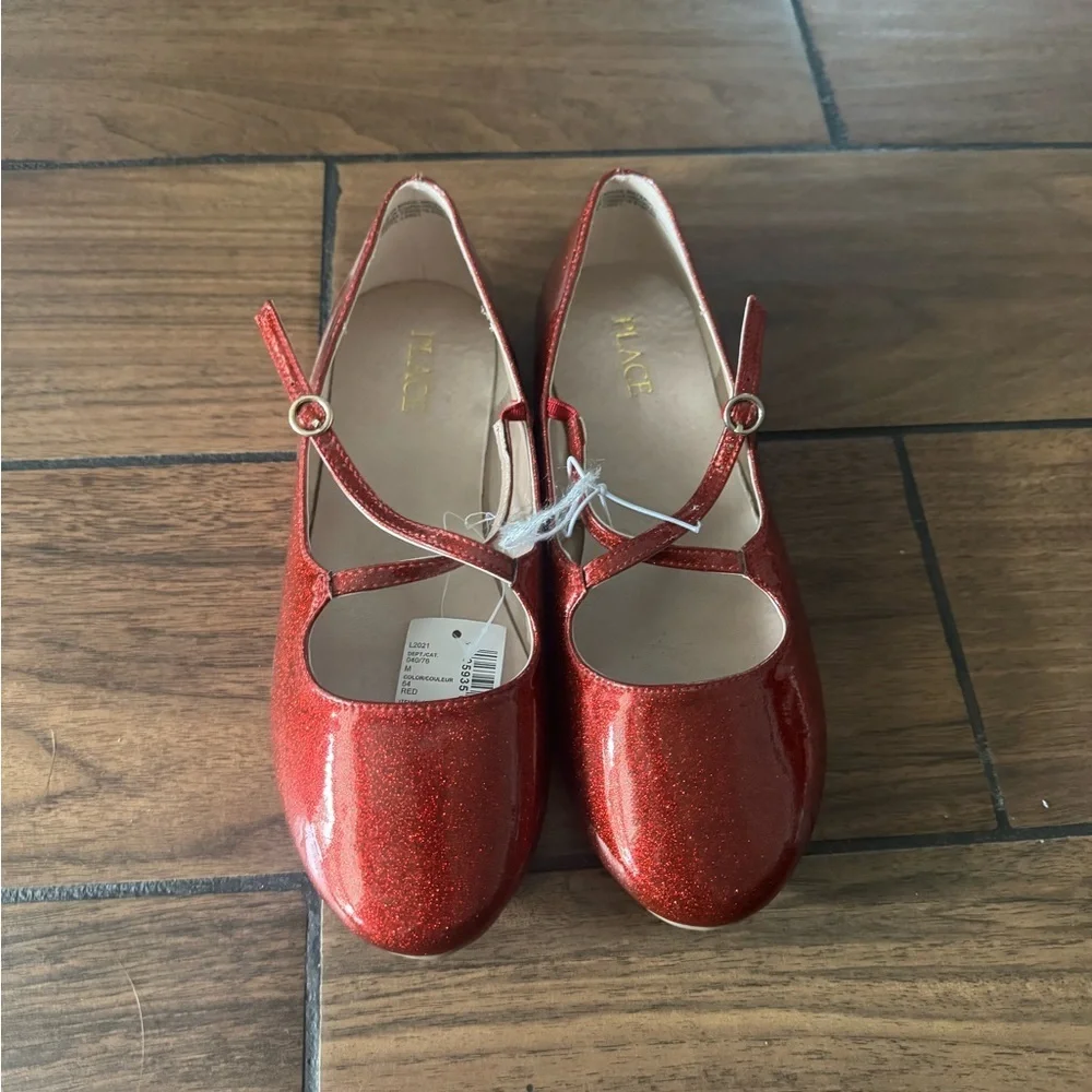 The Children's Place Red sparkly Mary Jane flats size 5 youth